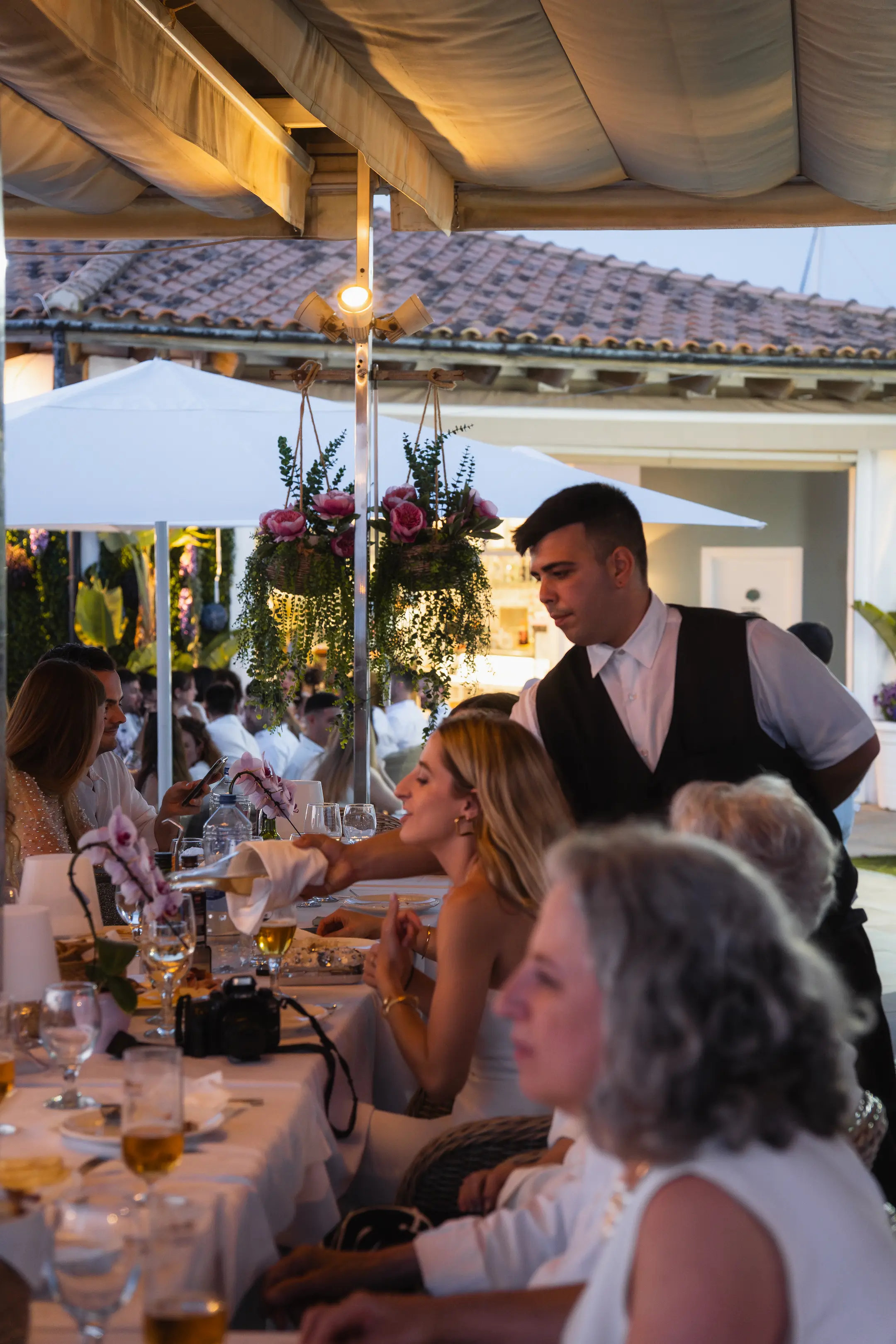 Comida mediterránea al aire libre en Alcudia